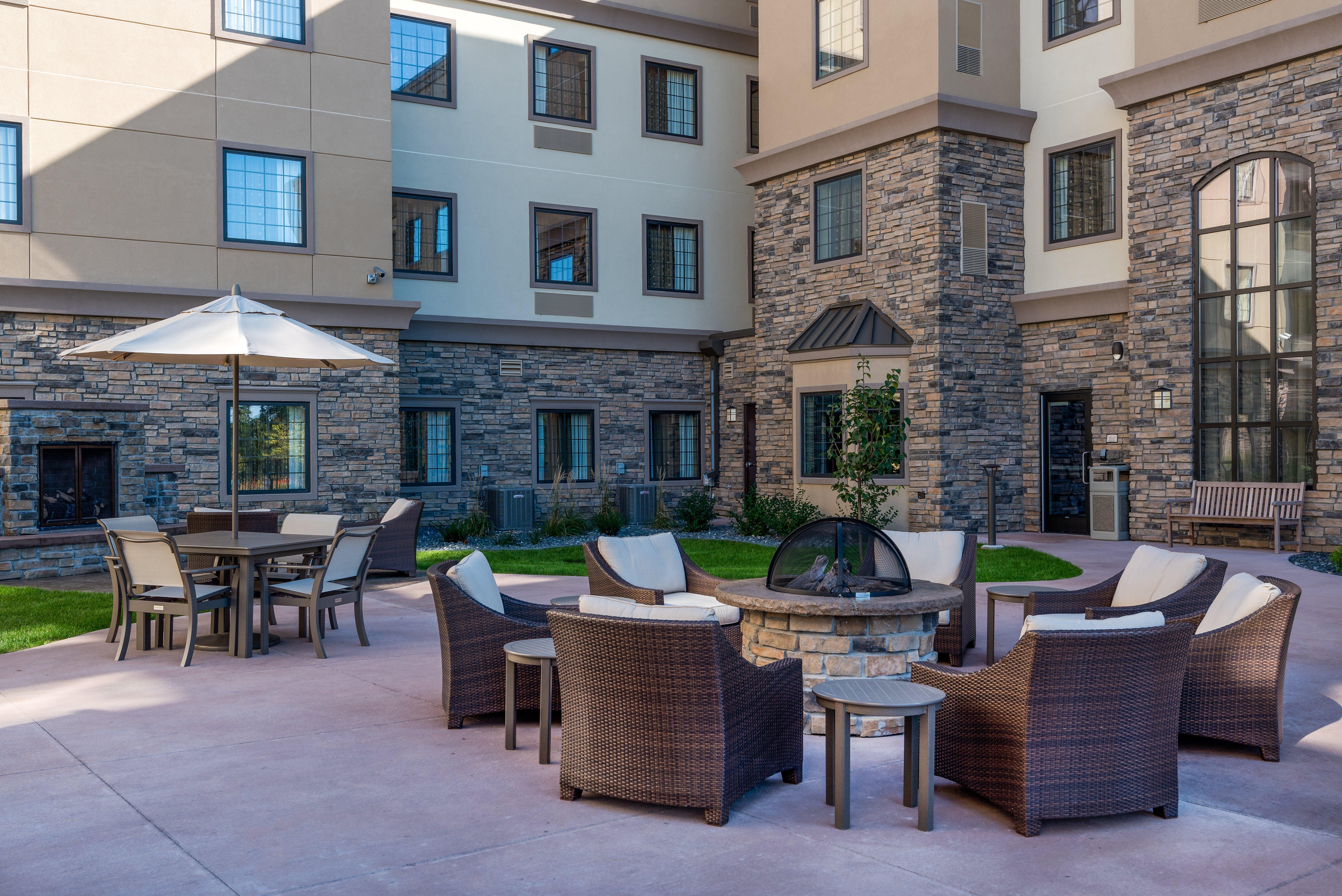 Staybridge Suites Eau Claire - Altoona By Ihg Zewnętrze zdjęcie