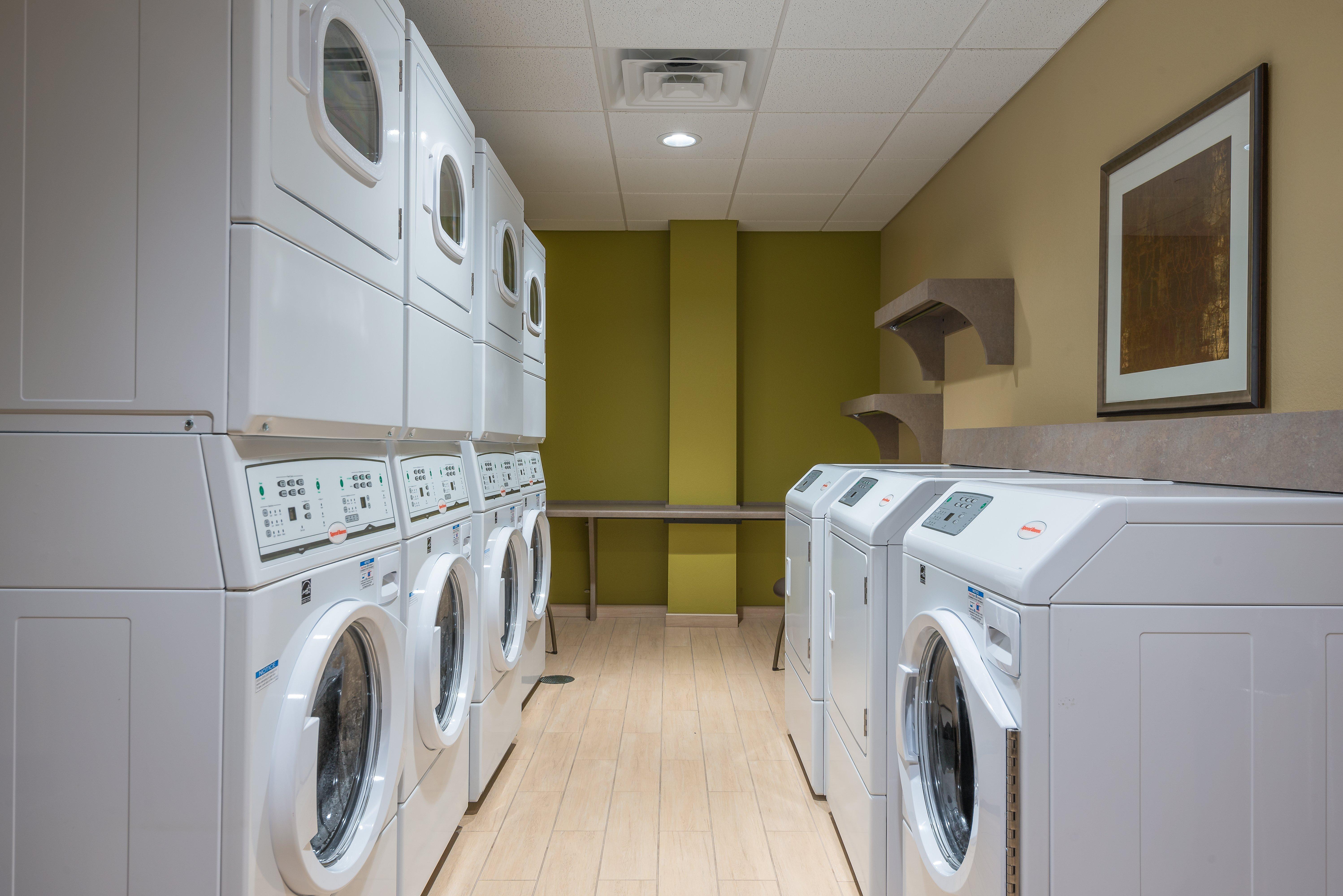 Staybridge Suites Eau Claire - Altoona By Ihg Zewnętrze zdjęcie